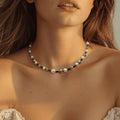 Collier Rivage : Perles de Coquillage & Éclat Doré Naturel